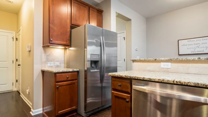 Refrigerator & Freezer Repair